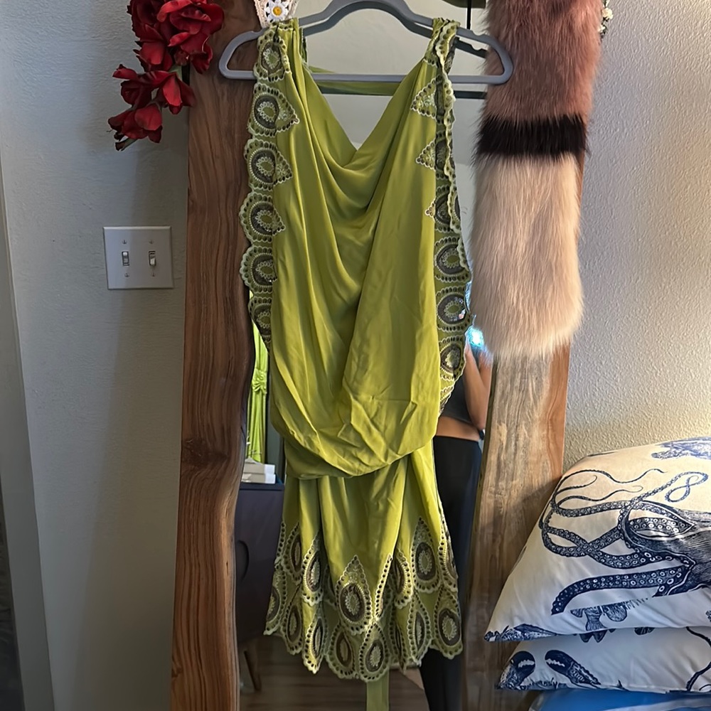 BCBG Maxazaria Runway 100% Silk Vintage Look Lace Trim Convertible Dress Medium